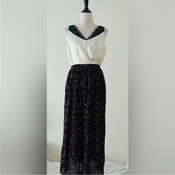 Express S fits M too Black pink red Floral elastic waist semi sheer Maxi Skirt - Picture 3 of 7